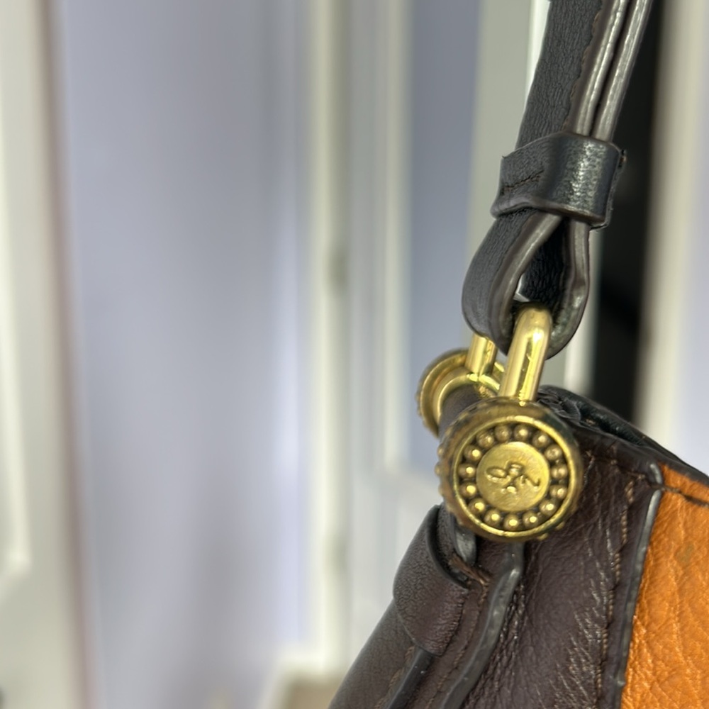 OrYANY Angelique Hobo Leather Slouch bag with contrast trim and tassel bag charm - Picture 7 of 12